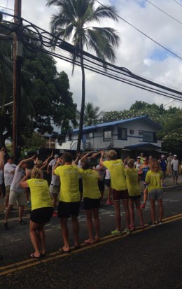 ...my fabulous supporter crew had created a live arch for me to run under....